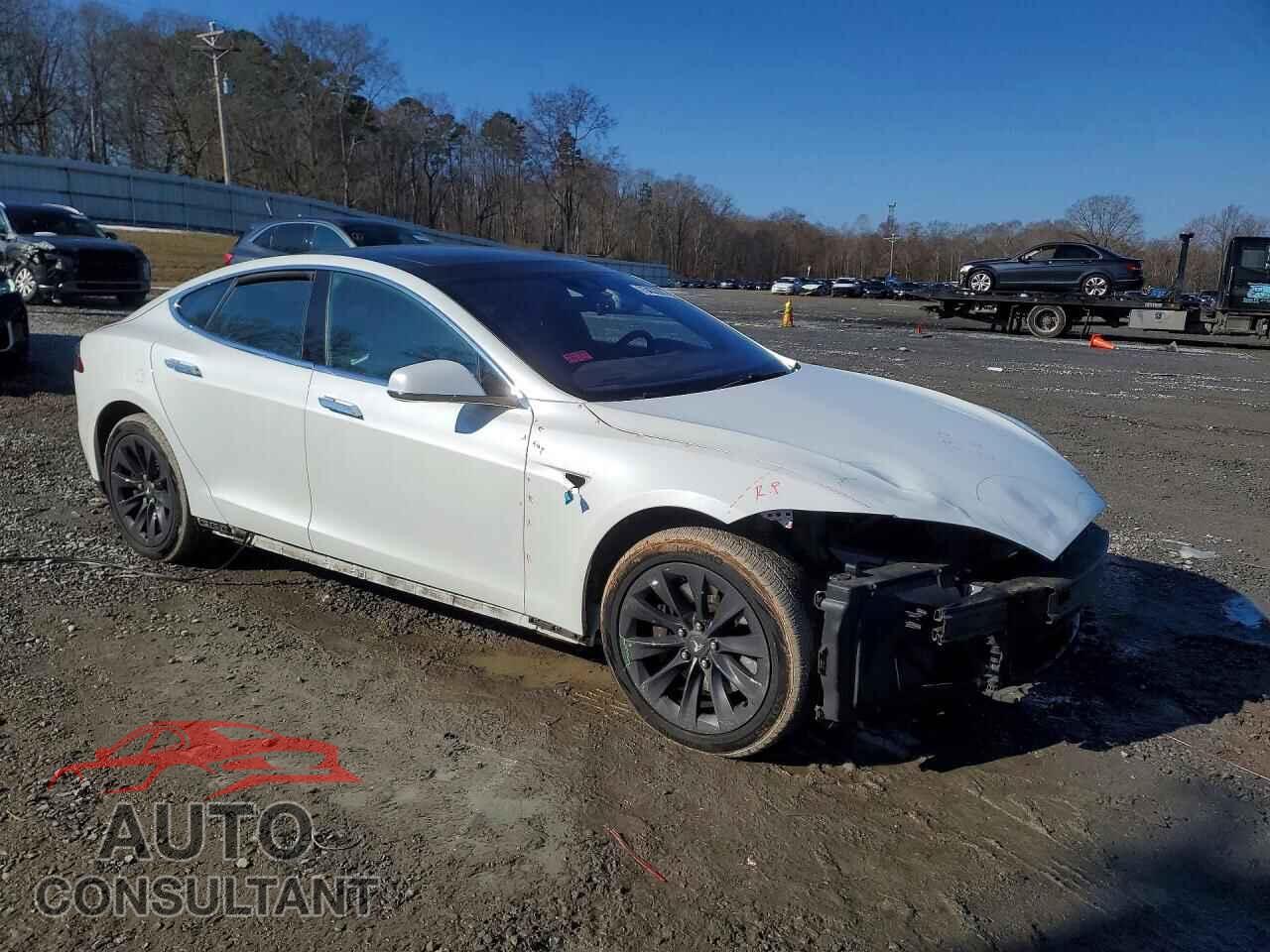 TESLA MODEL S 2015 - 5YJSA1E27FF113301