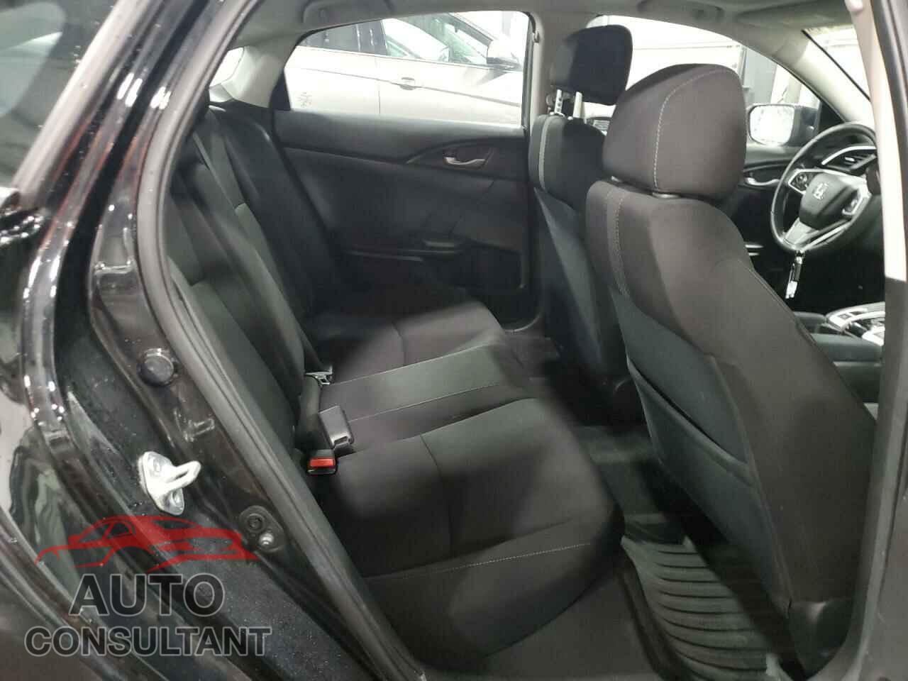 HONDA CIVIC 2017 - 19XFC2F77HE004695