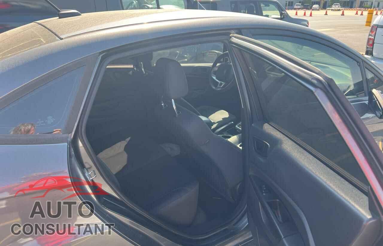 FORD FIESTA 2017 - 3FADP4BJ4HM126399