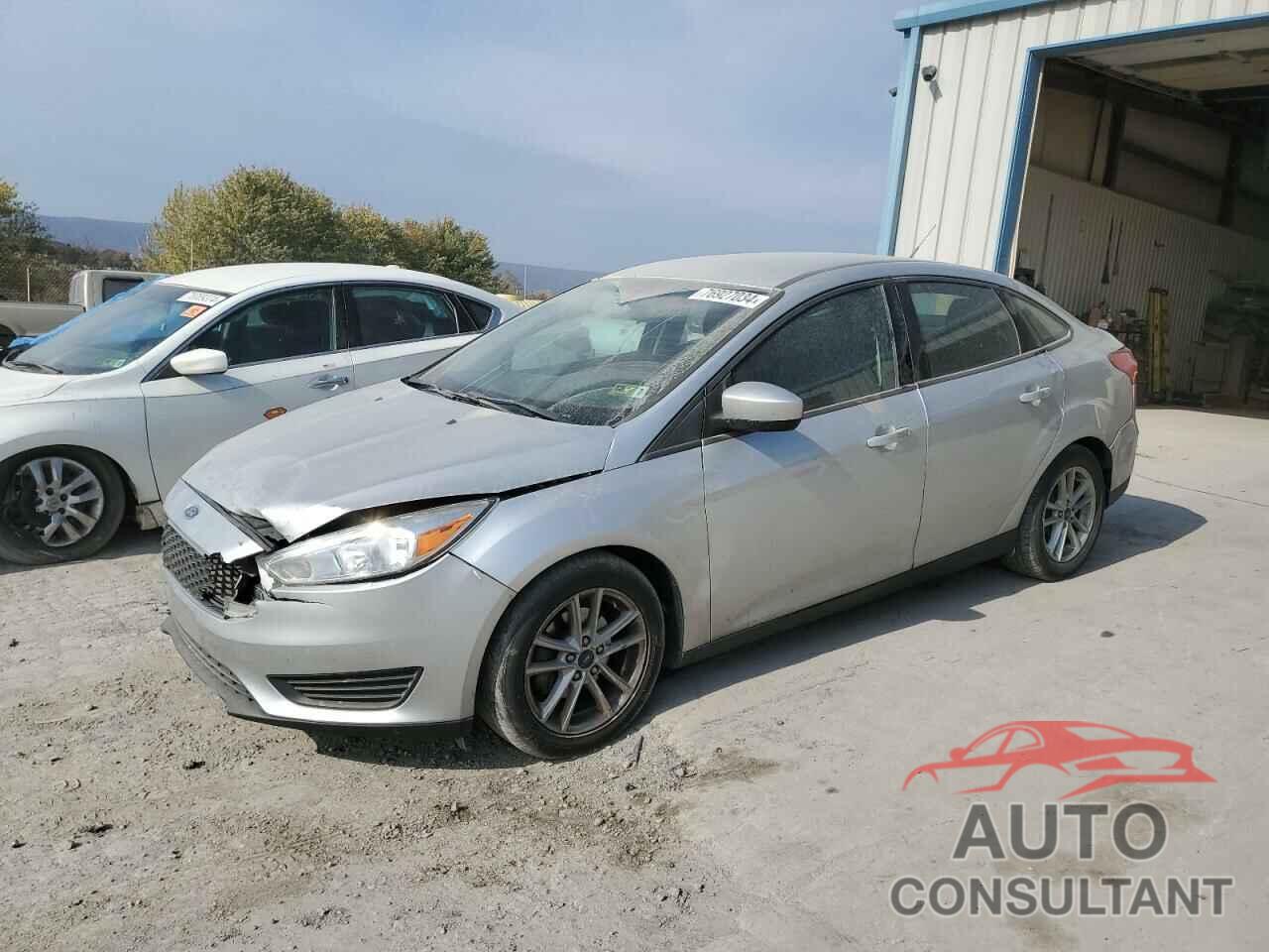 FORD FOCUS 2018 - 1FADP3F26JL272257