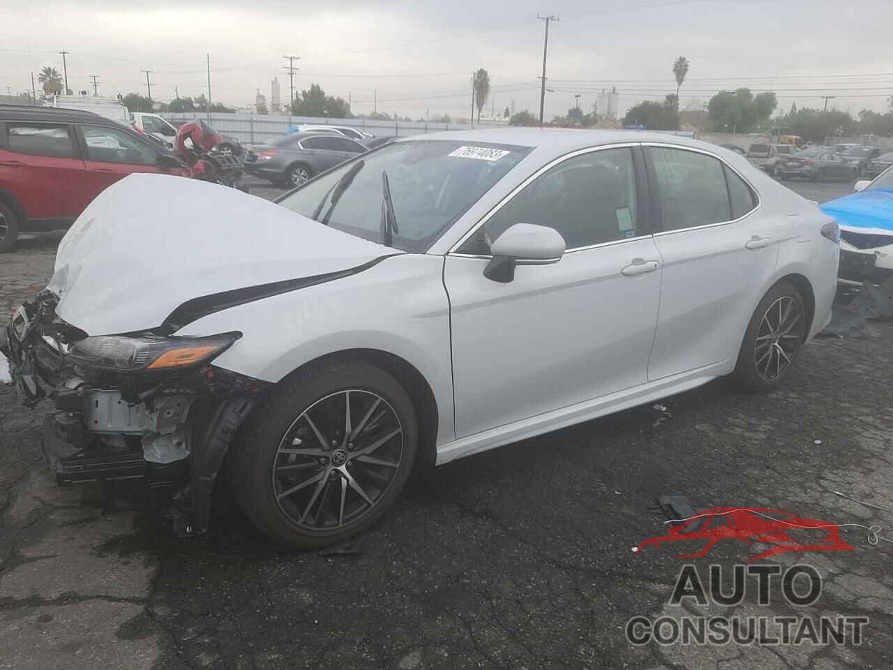 TOYOTA CAMRY 2023 - 4T1G11AK8PU136389