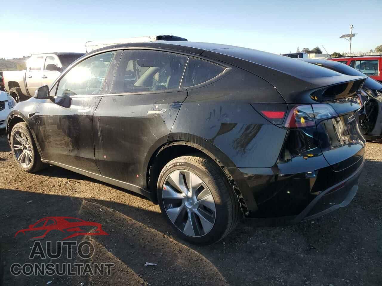 TESLA MODEL Y 2023 - 7SAYGDEEXPF828713