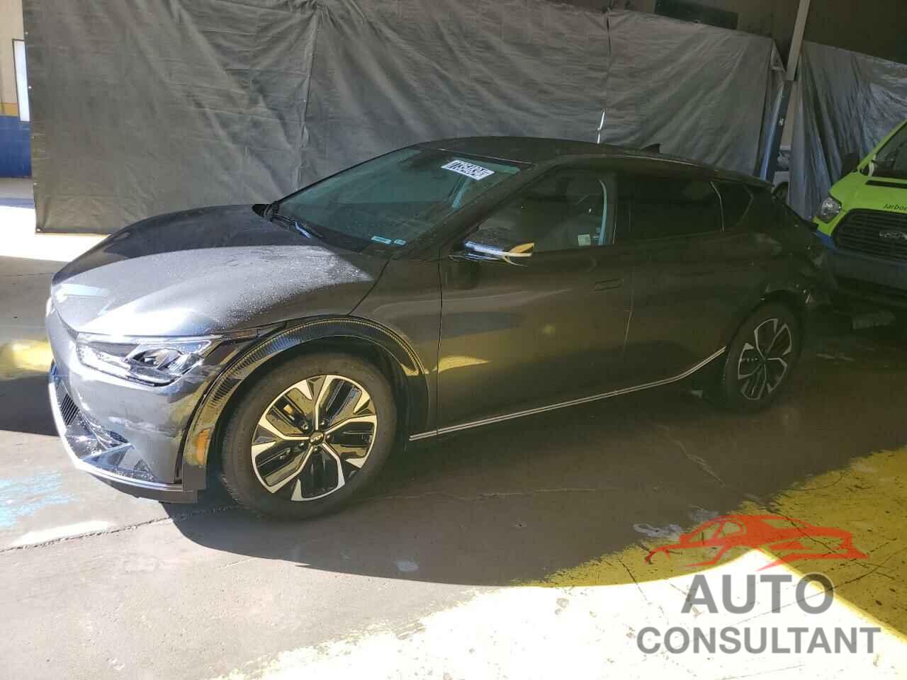 KIA EV6 LIGHT 2023 - KNDC34LAXP5611991