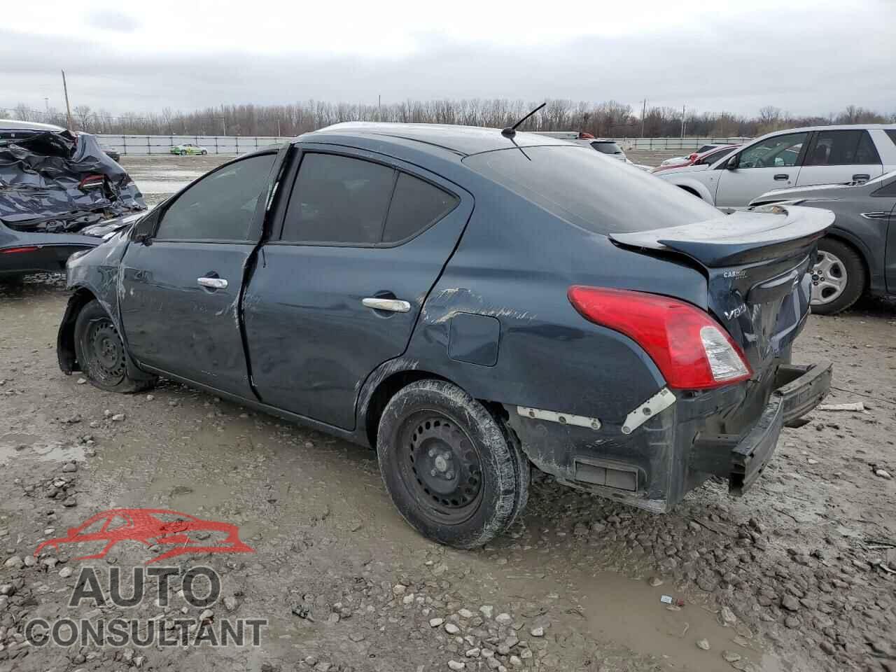 NISSAN VERSA 2017 - 3N1CN7AP3HL864206
