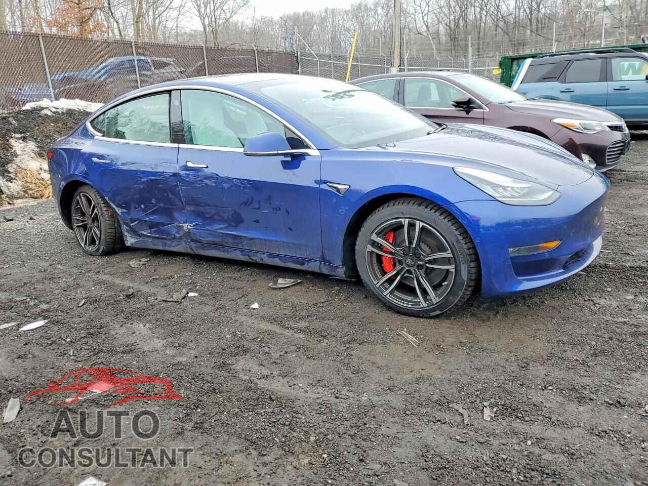 TESLA MODEL 3 2018 - 5YJ3E1EB4JF080842