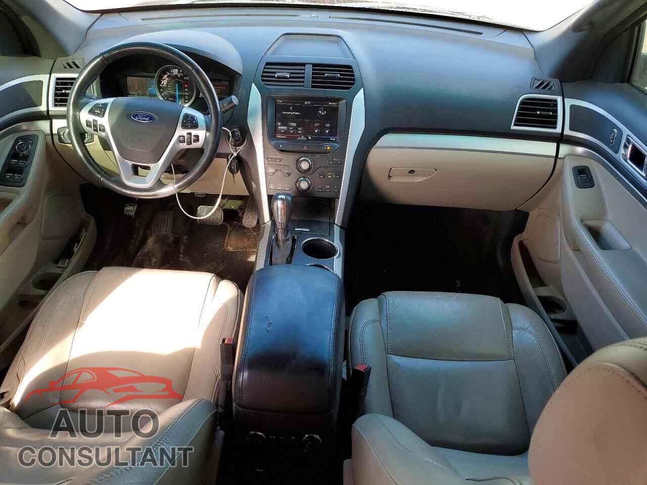 FORD EXPLORER 2011 - 1FMHK7D87BGA57310
