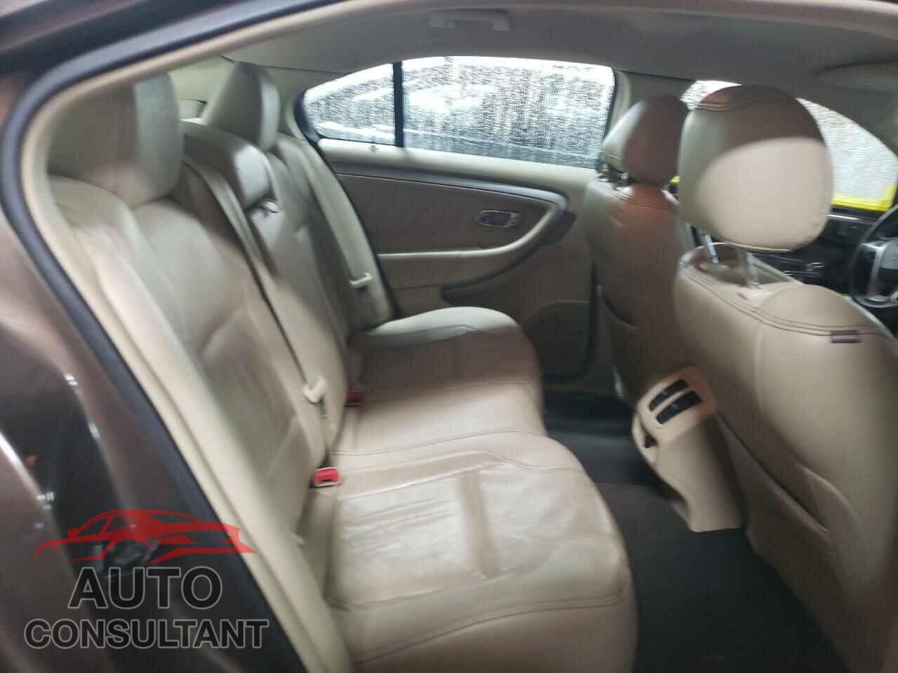 FORD TAURUS 2015 - 1FAHP2E88FG199877