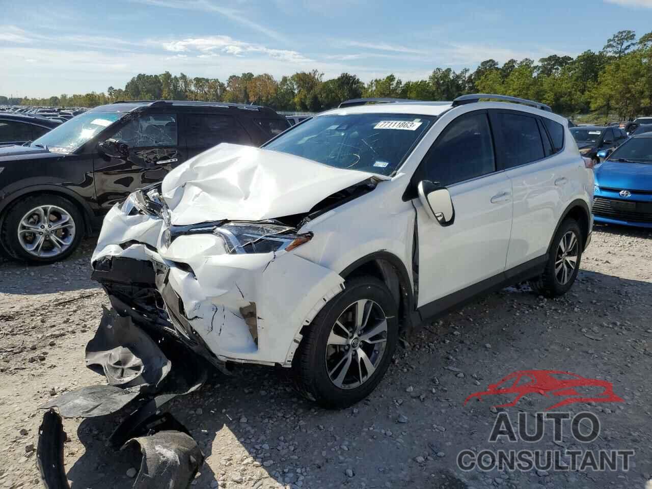 TOYOTA RAV4 2017 - JTMWFREV1HD097117
