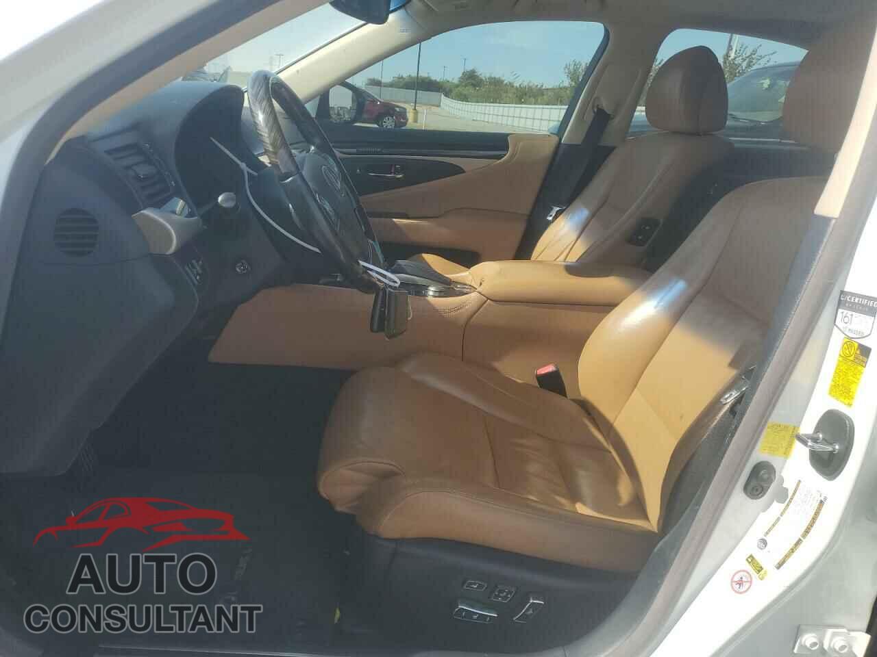 LEXUS LS460 2015 - JTHBL5EF7F5134587