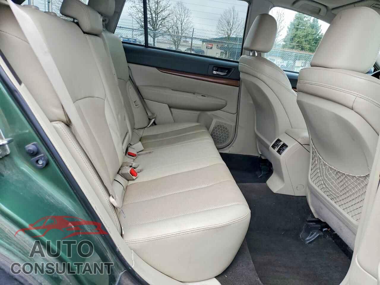 SUBARU OUTBACK 2014 - 4S4BRBLC3E3270521