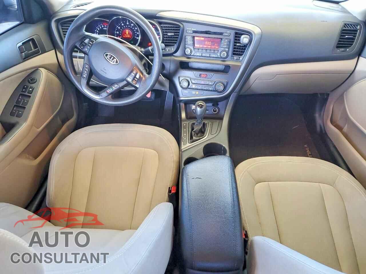 KIA OPTIMA 2011 - KNAGM4A78B5154738