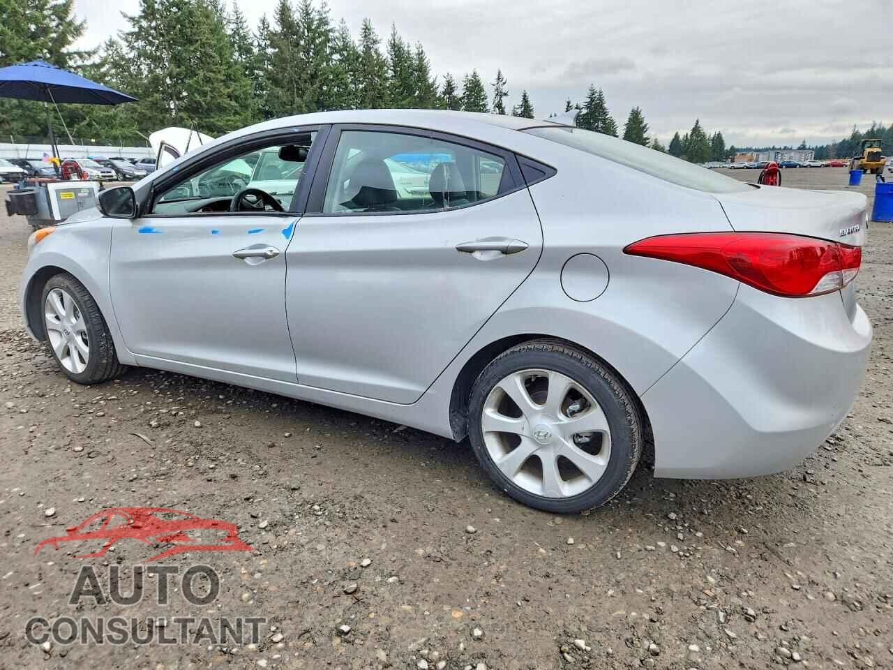HYUNDAI ELANTRA 2012 - KMHDH4AE4CU368895