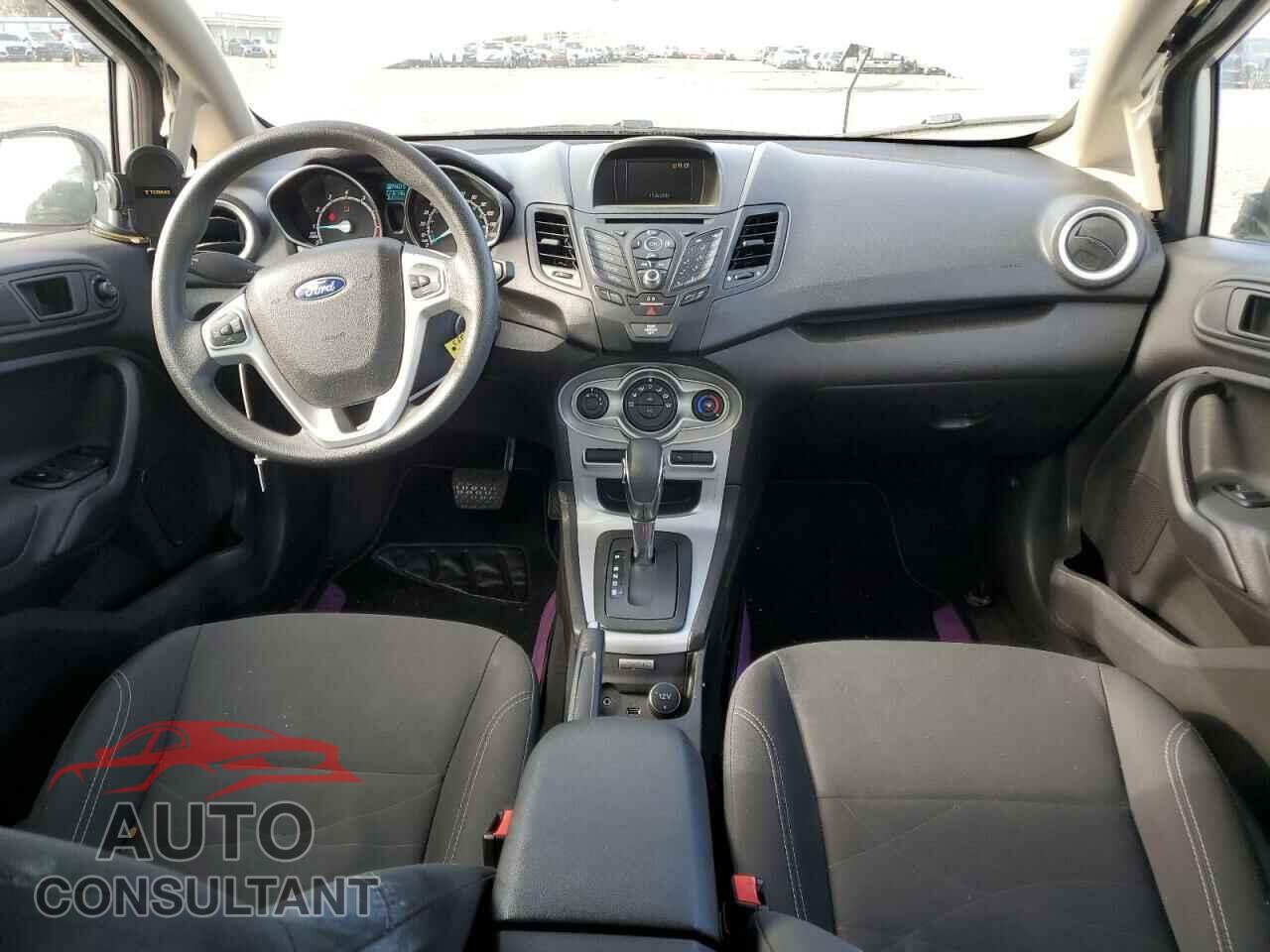 FORD FIESTA 2018 - 3FADP4EJ1JM101607