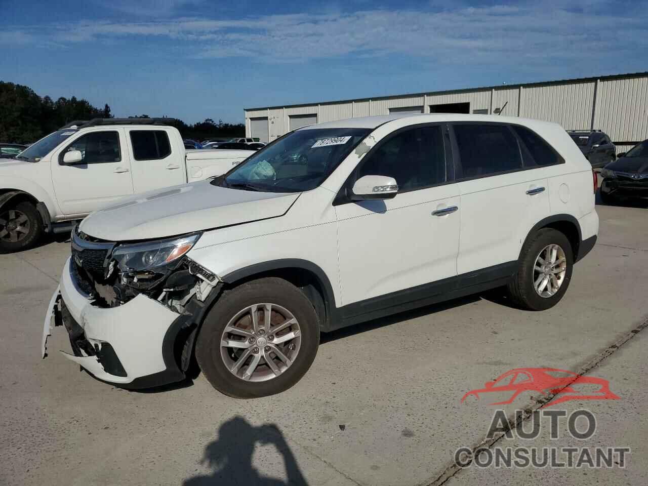 KIA SORENTO 2015 - 5XYKT3A60FG587548