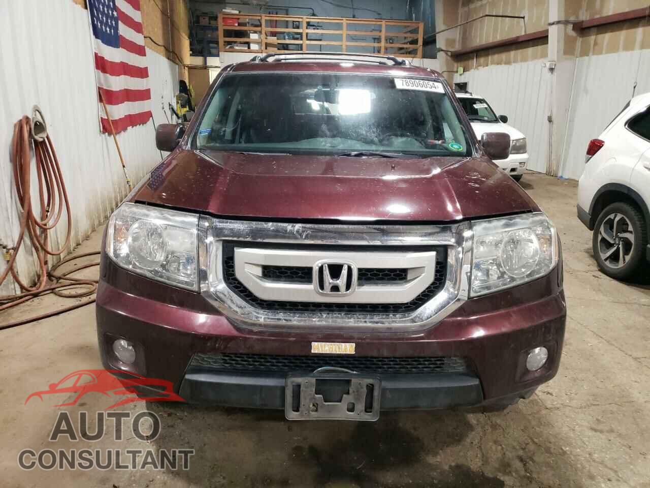 HONDA PILOT 2011 - 5FNYF4H56BB061642