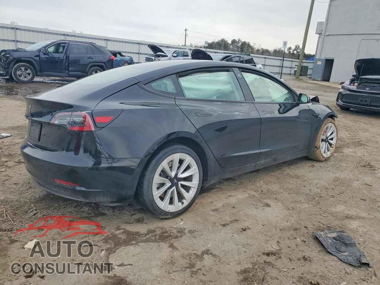 TESLA MODEL 3 2022 - 5YJ3E1EA9NF372029