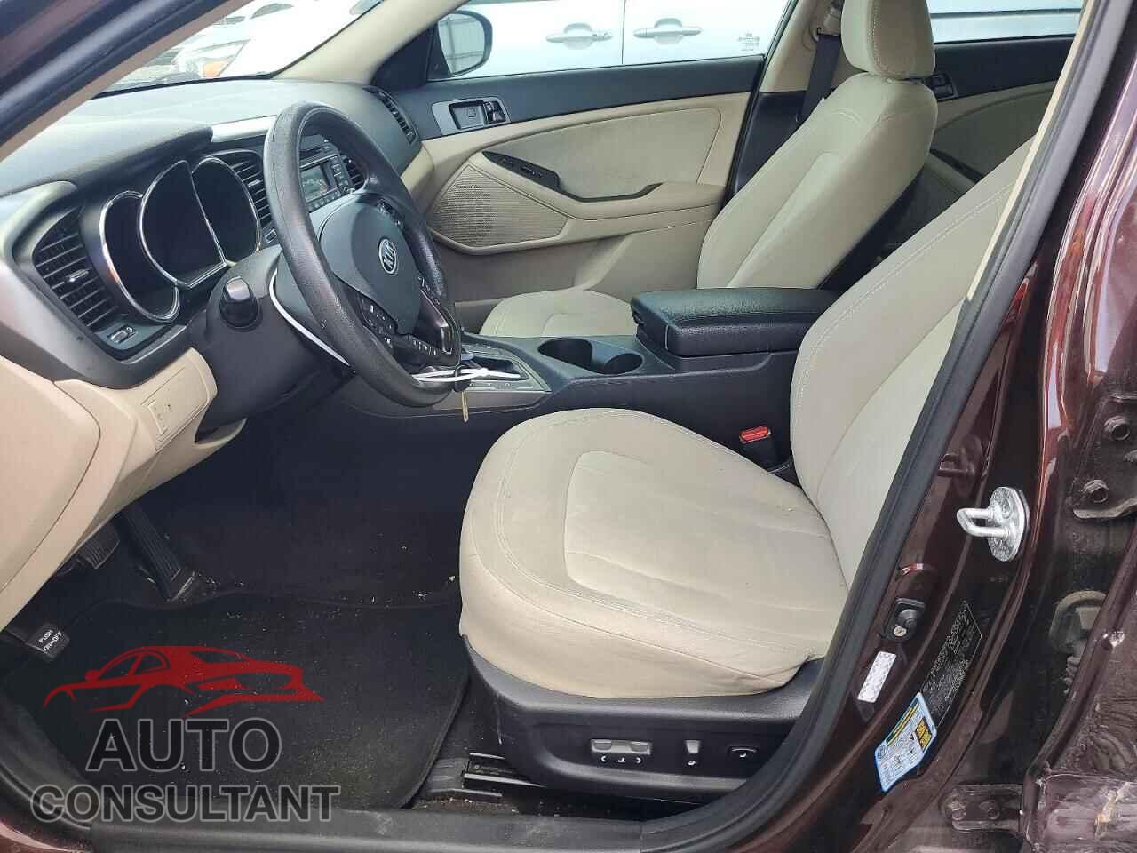 KIA OPTIMA 2011 - KNAGM4A72B5130774