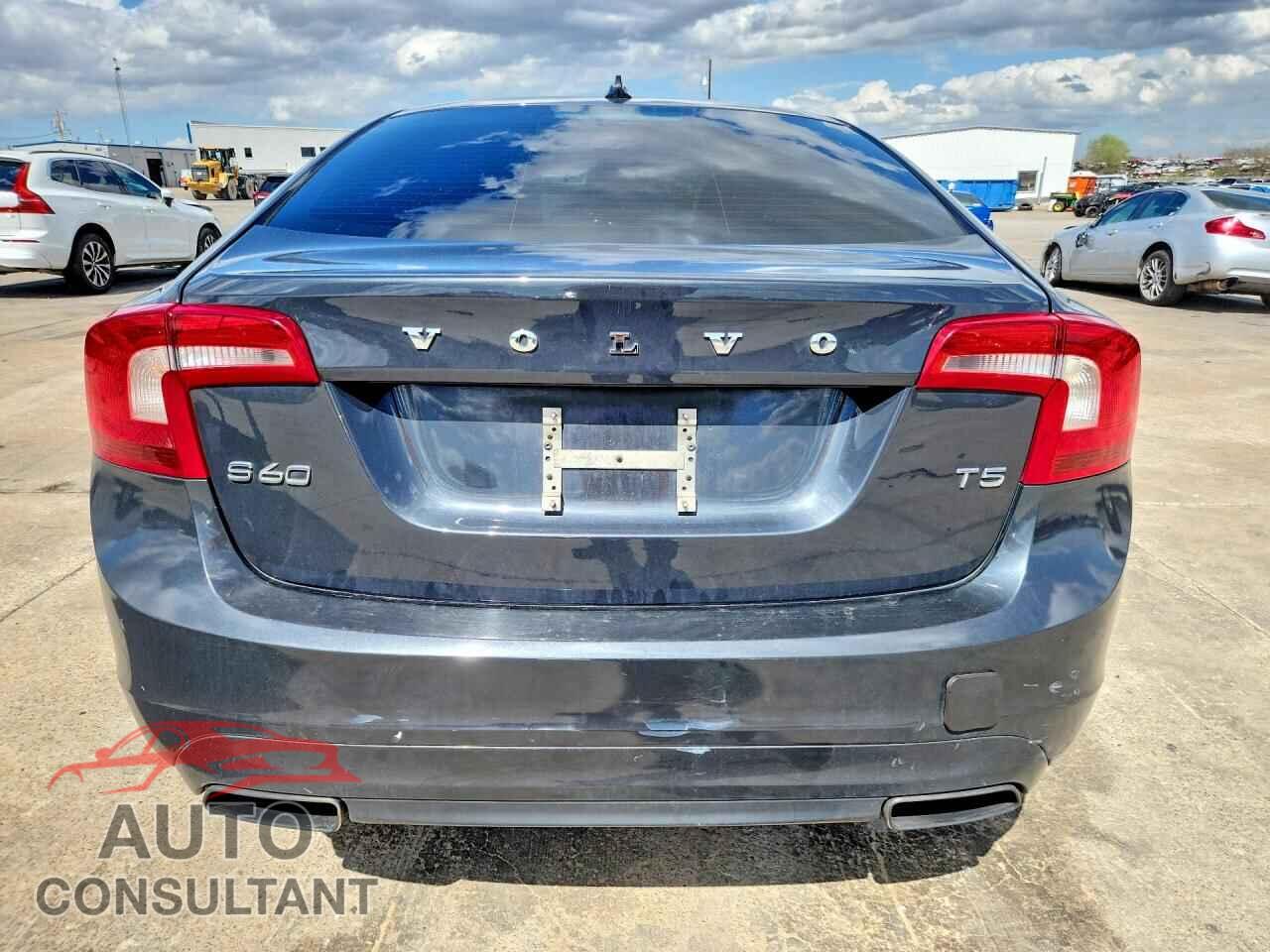 VOLVO S60 2015 - YV140MFB1F1304775