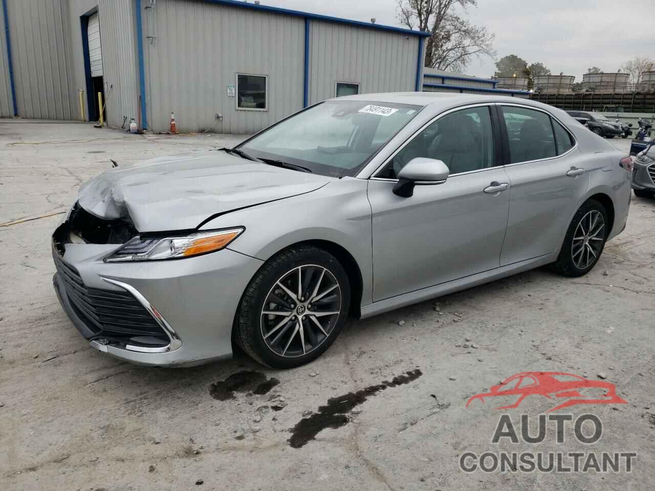 TOYOTA CAMRY 2021 - 4T1F11AK5MU497084