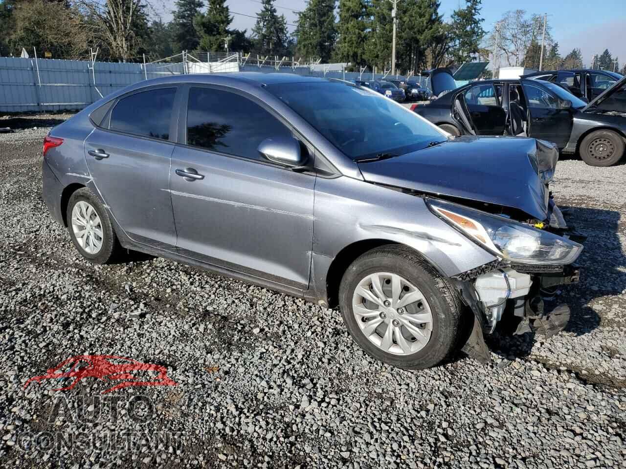HYUNDAI ACCENT 2018 - 3KPC24A38JE014423