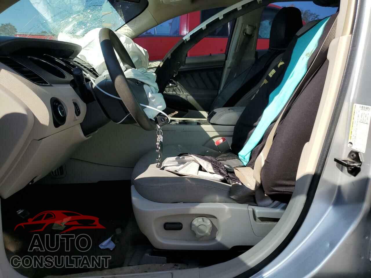 FORD TAURUS 2011 - 1FAHP2DW2BG179425