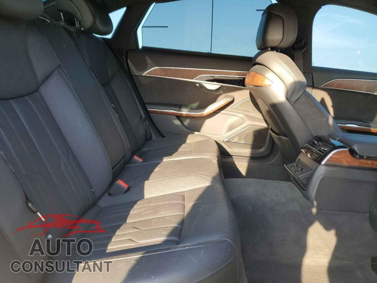 AUDI A8 2019 - WAU8DAF86KN018337
