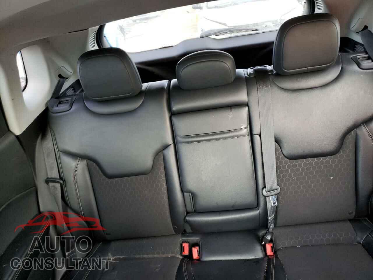JEEP COMPASS 2017 - 3C4NJDBB7HT657840