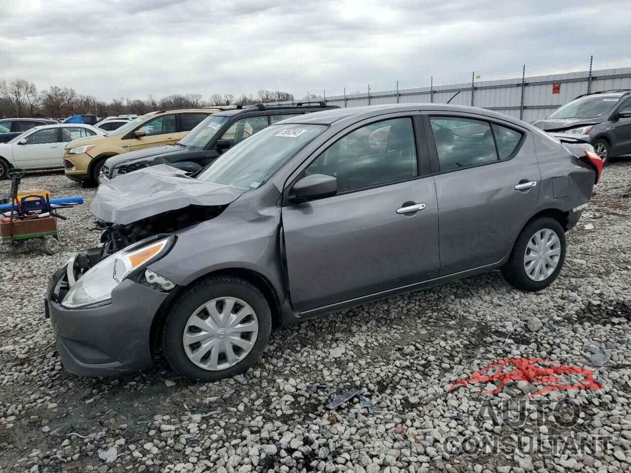 NISSAN VERSA 2018 - 3N1CN7AP5JL885760