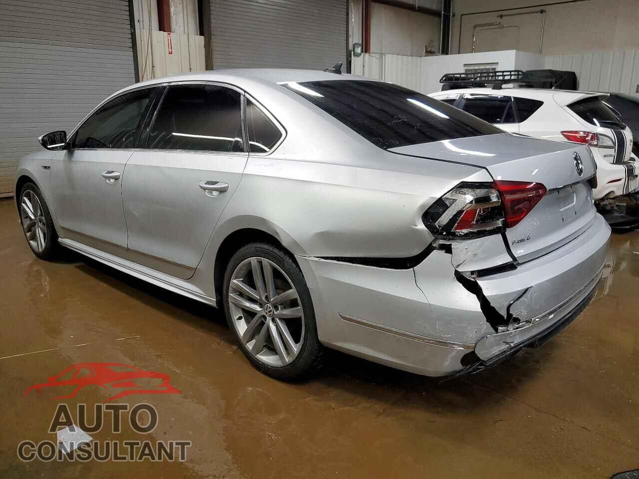 VOLKSWAGEN PASSAT 2017 - 1VWDT7A34HC043967