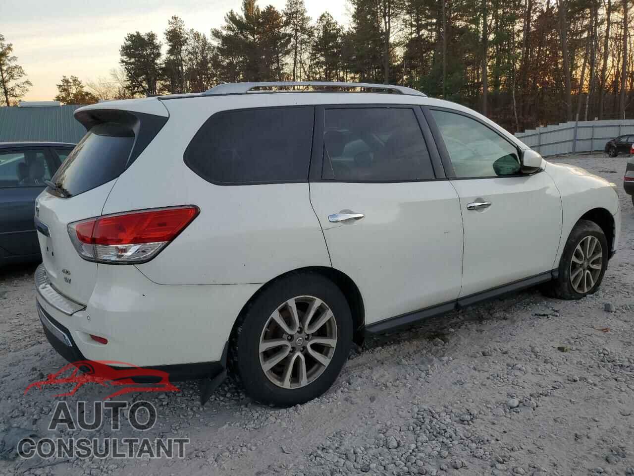 NISSAN PATHFINDER 2014 - 5N1AR2MM5EC688355