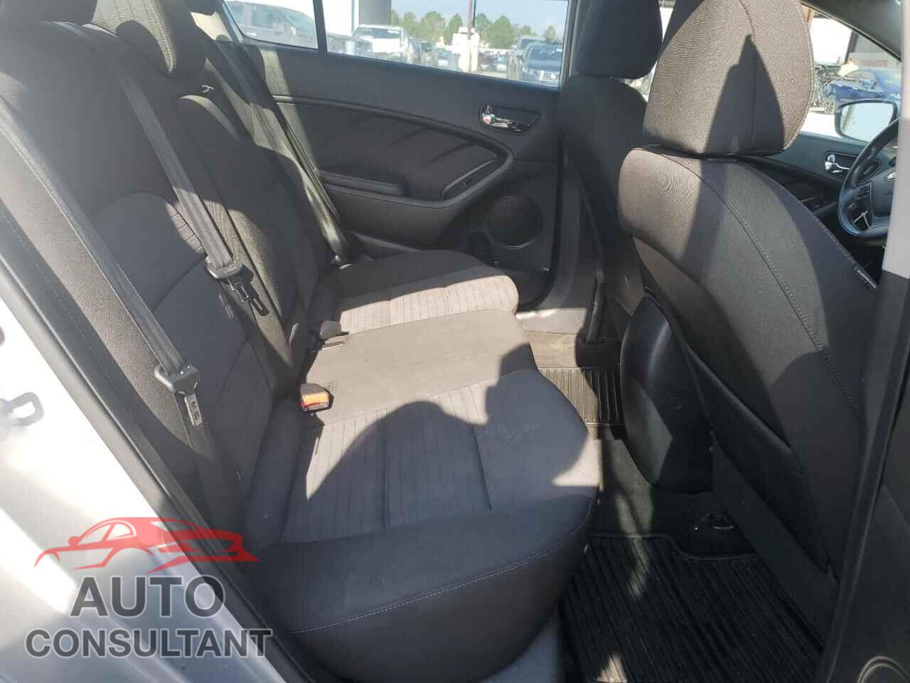 KIA FORTE 2015 - KNAFX4A89F5268023
