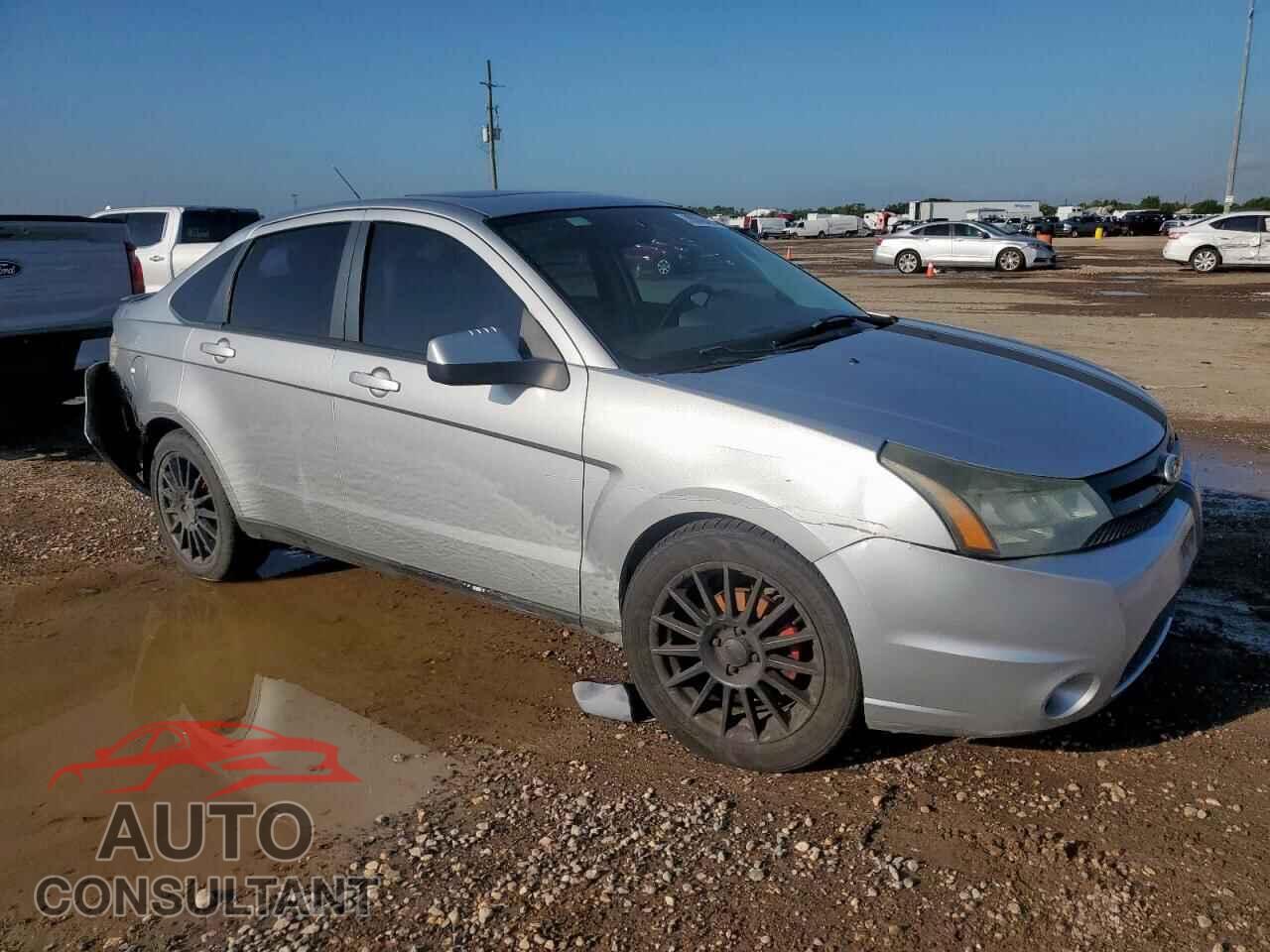 FORD FOCUS 2011 - 1FAHP3GN6BW107786