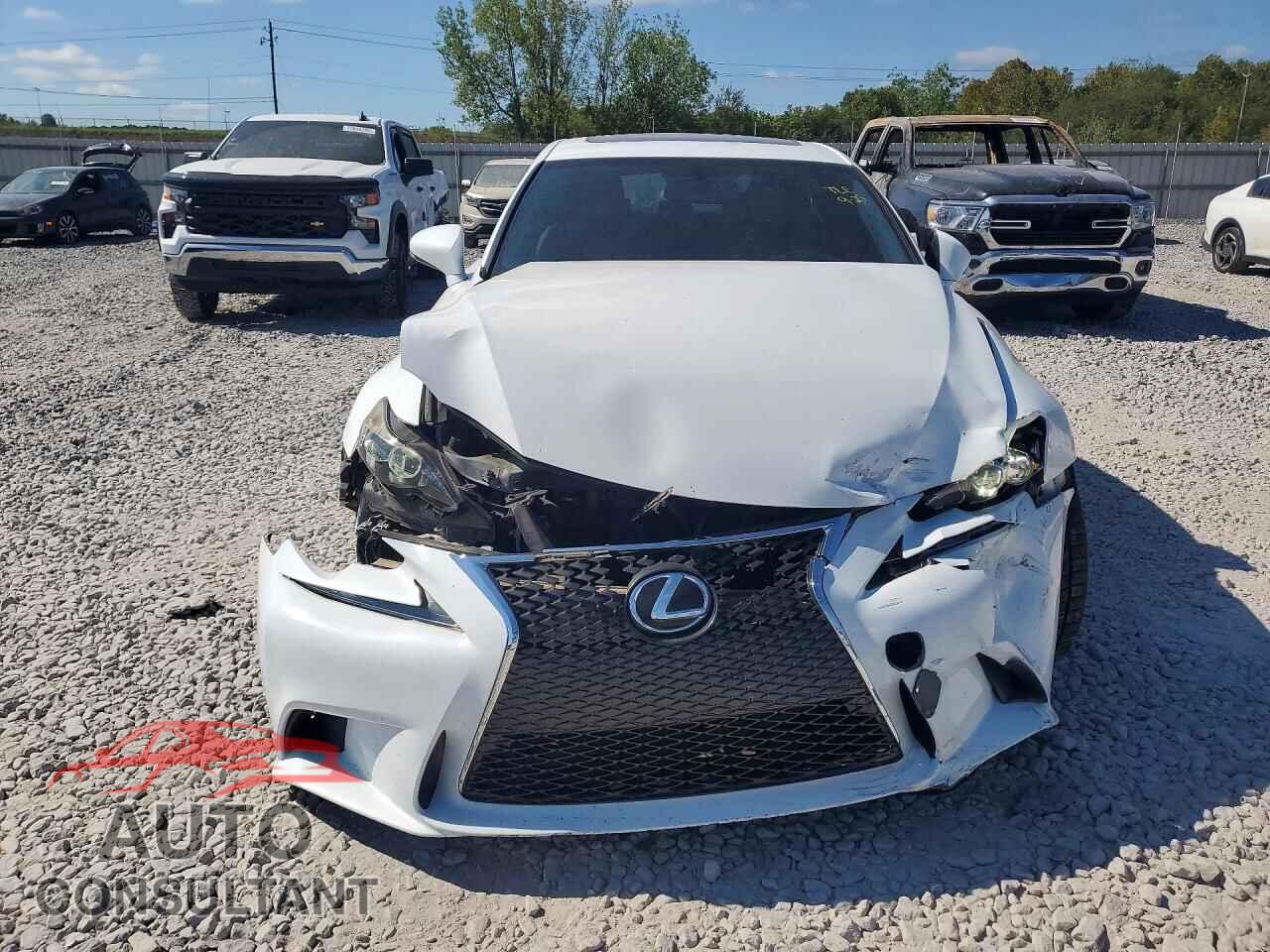 LEXUS IS 2016 - JTHBA1D24G5020982