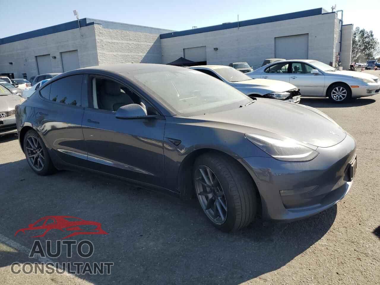 TESLA MODEL 3 2021 - 5YJ3E1EBXMF045257