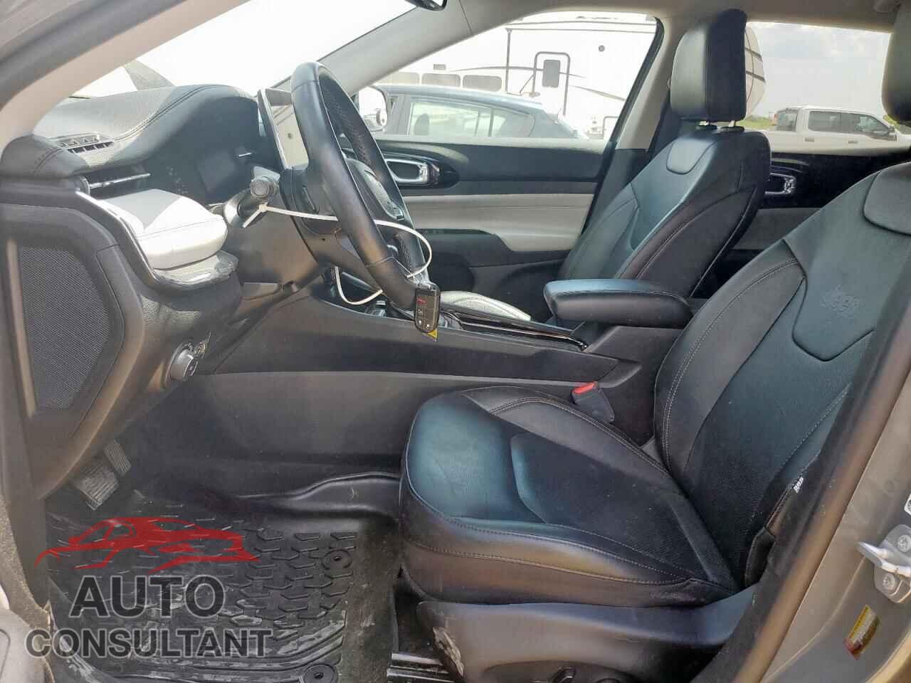 JEEP COMPASS 2022 - 3C4NJDCB9NT135608