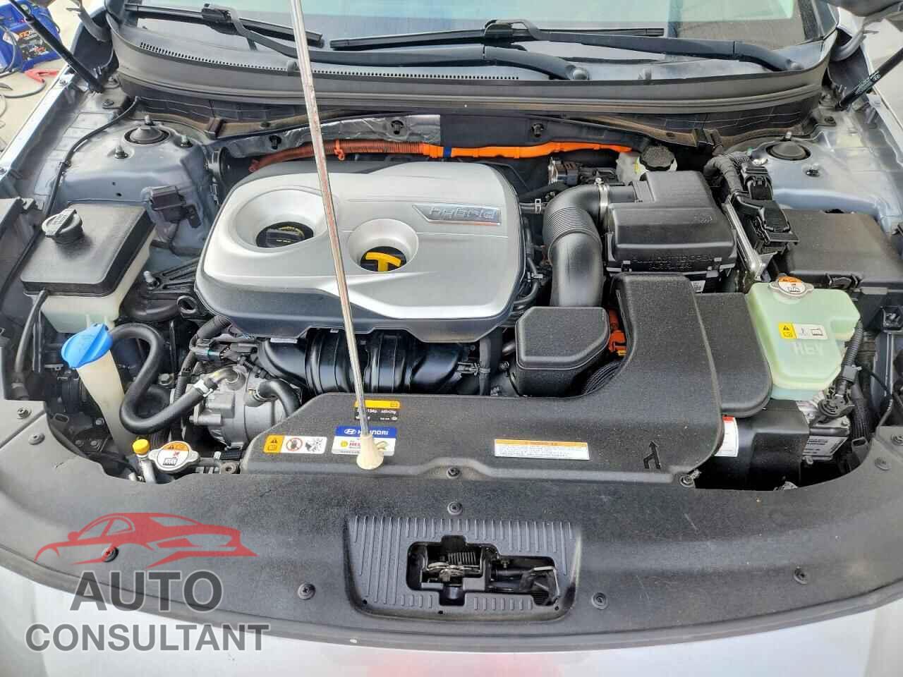 HYUNDAI SONATA 2016 - KMHE24L12GA019936