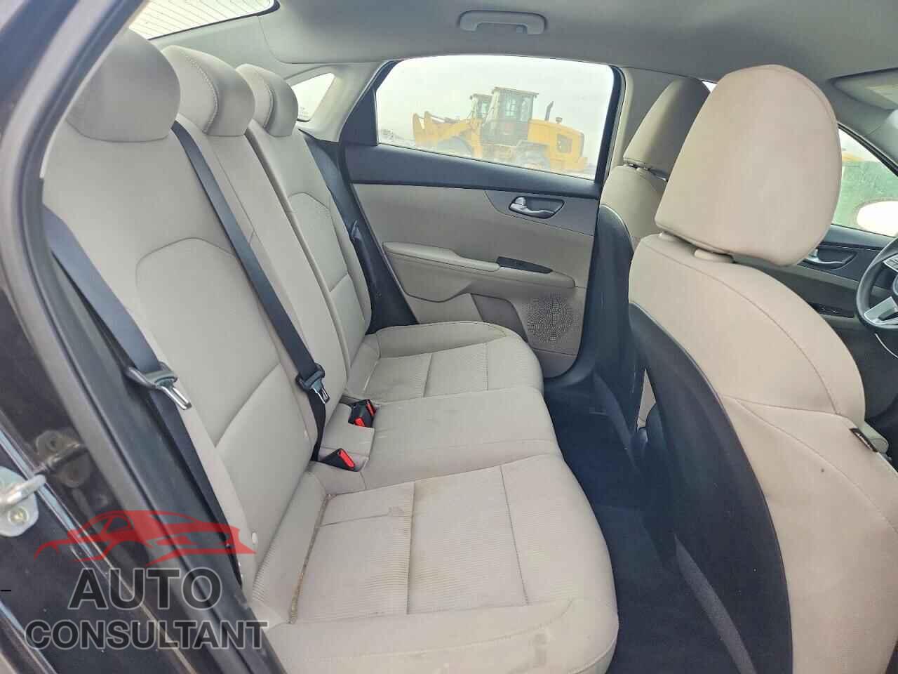 KIA FORTE 2019 - 3KPF24AD1KE098575