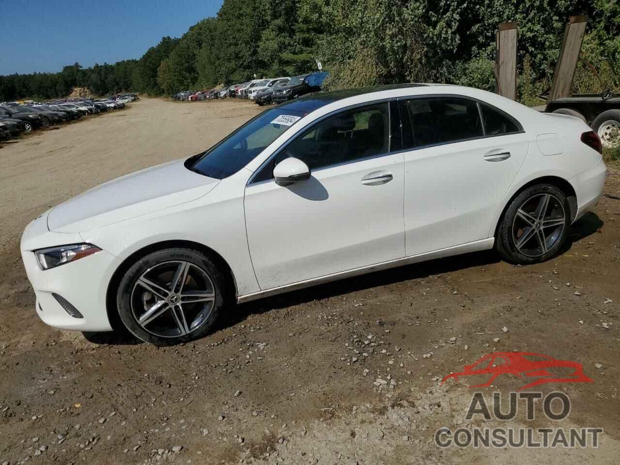 MERCEDES-BENZ A-CLASS 2022 - W1K3G4FB3NJ335978