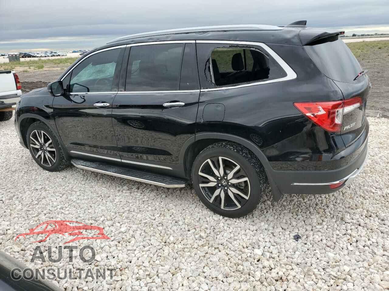 HONDA PILOT 2021 - 5FNYF5H60MB000093