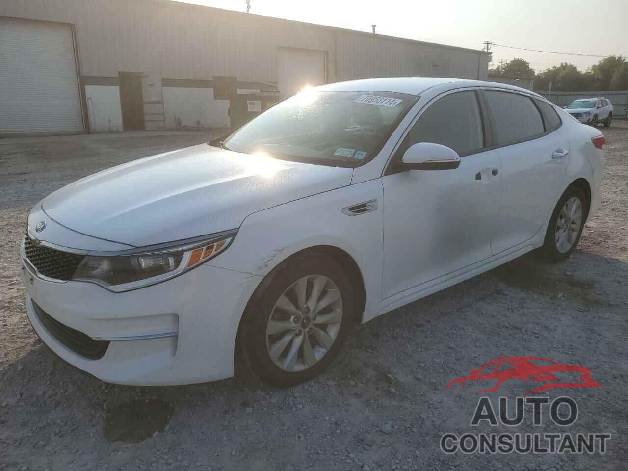 KIA OPTIMA 2018 - 5XXGT4L33JG263103