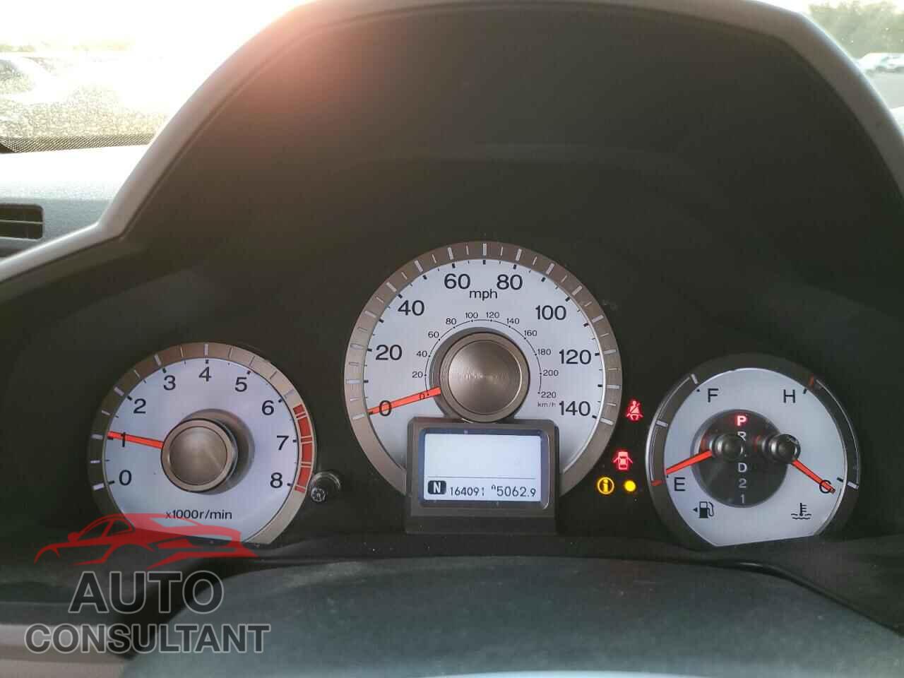 HONDA PILOT 2011 - 5FNYF4H91BB033217