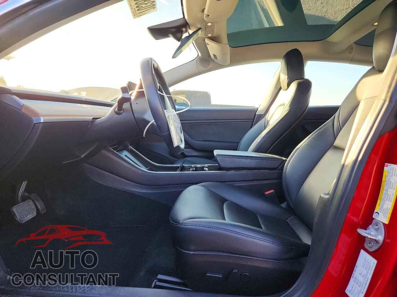 TESLA MODEL 3 2019 - 5YJ3E1EB0KF387071