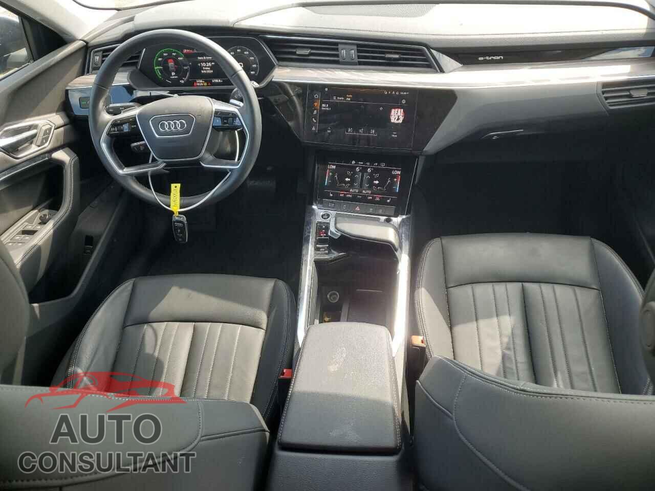 AUDI E-TRON 2023 - WA1AAAGE1PB025748
