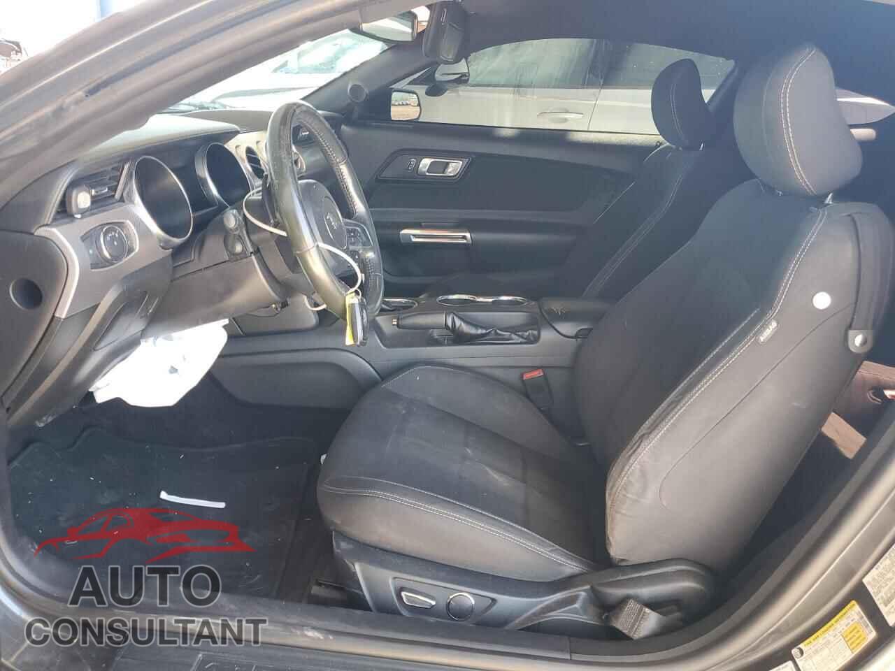 FORD MUSTANG 2018 - 1FA6P8CF5J5123467