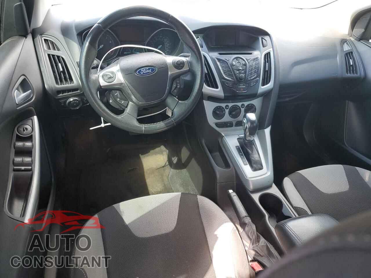 FORD FOCUS 2012 - 1FAHP3F2XCL402450