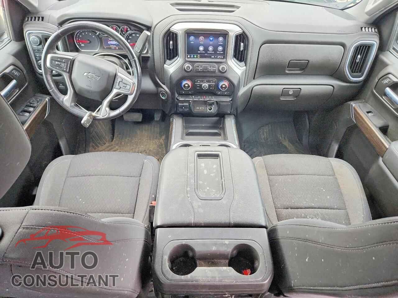 CHEVROLET SILVERADO 2021 - 1GCPYFED1MZ426951