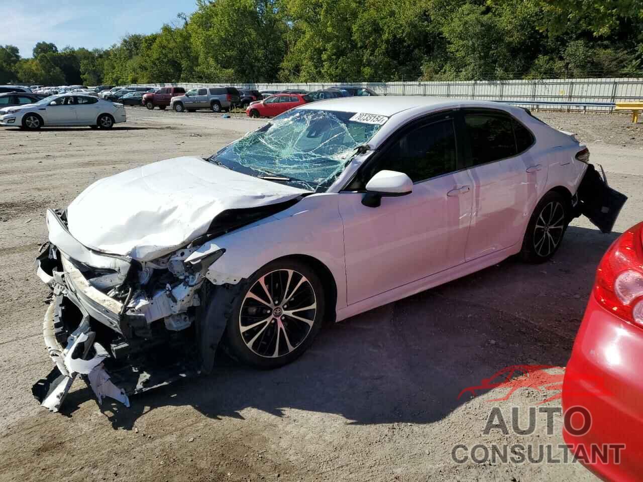 TOYOTA CAMRY 2018 - 4T1B11HKXJU530886