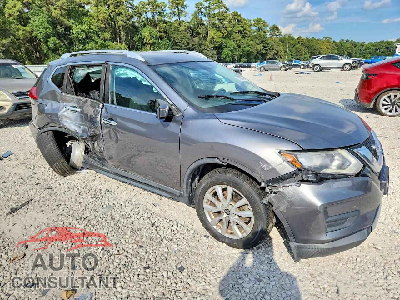 NISSAN ROGUE 2017 - KNMAT2MTXHP521175