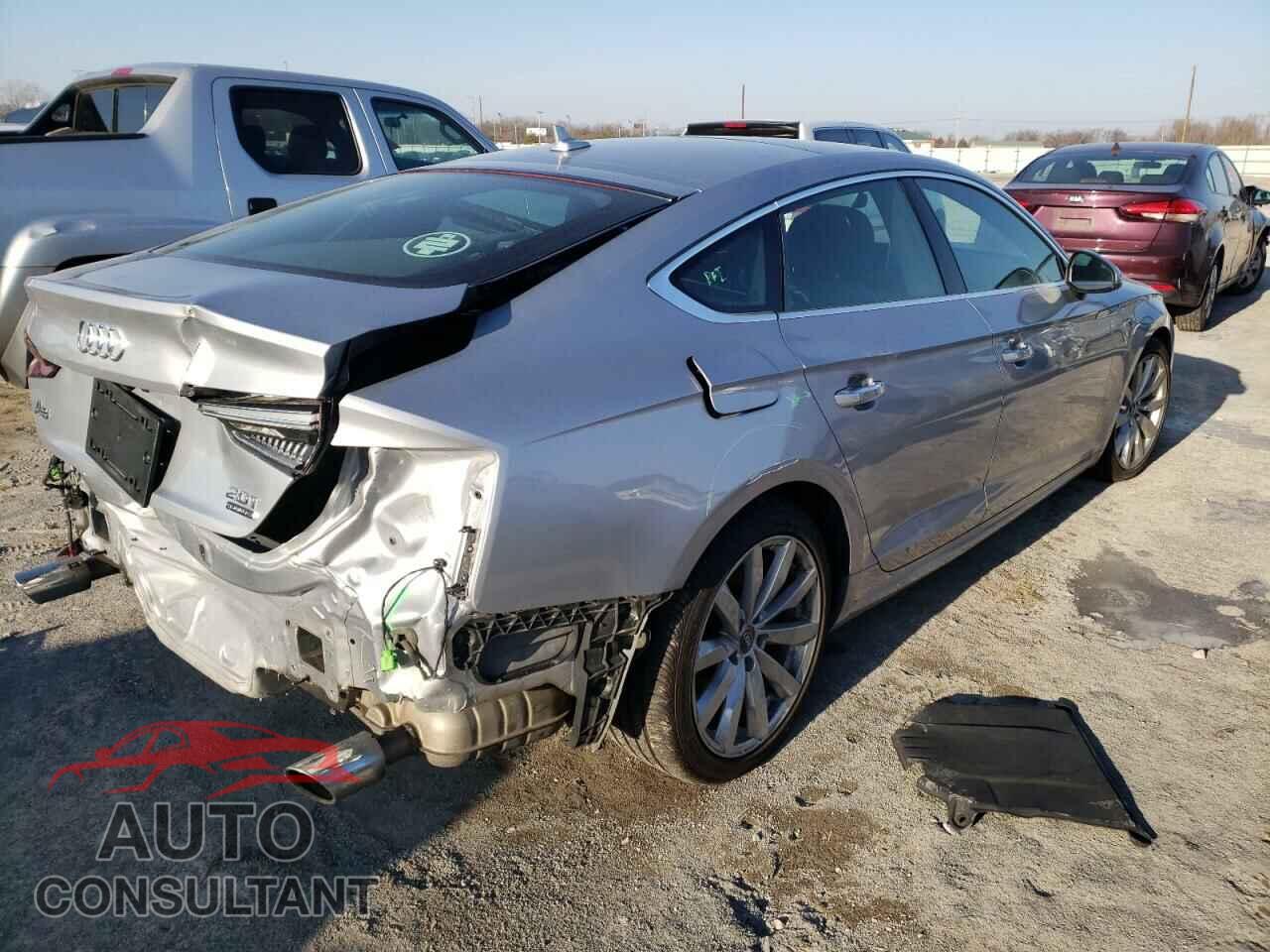 AUDI A5 2018 - WAUBNCF53JA005992