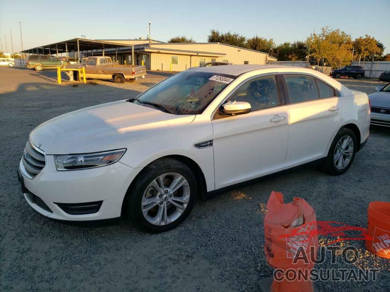 FORD TAURUS 2016 - 1FAHP2E84GG134428